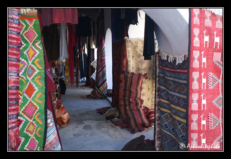 158 Douz, commerce sur la place centrale